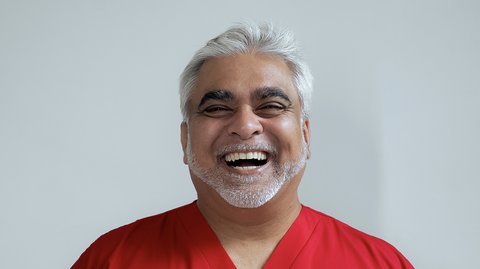 Dr Nadeem Zafar &mdash; intro video thumbnail